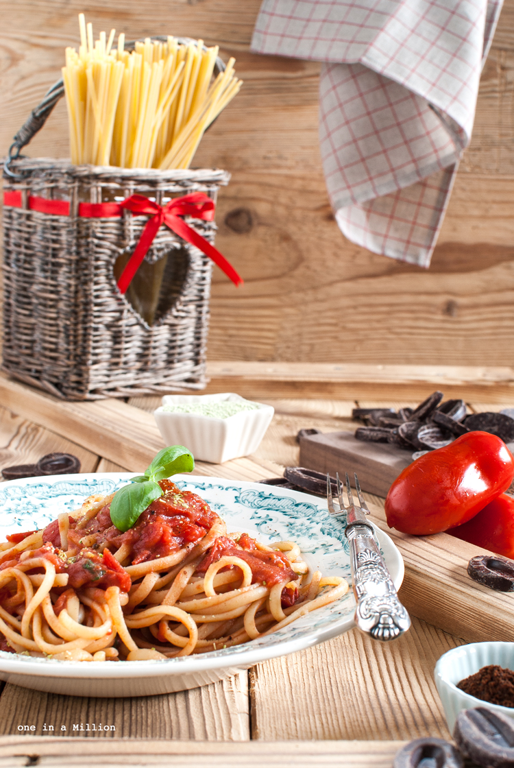 Linguine, pasta al pomodoro, sugo, basilico, cioccolato, pomodoro, sedano polvere, chiodi garofano, essiccato, essiccatore, cottura veloce