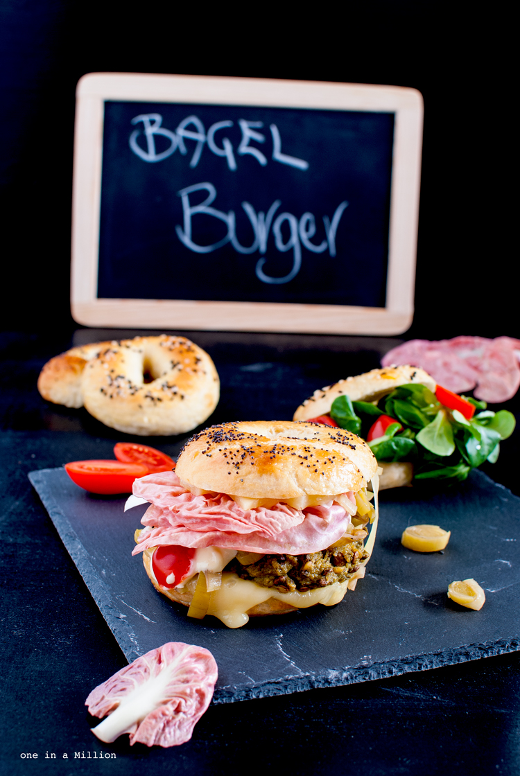 bagel burger cavolo radicchio fontal pomodori porri